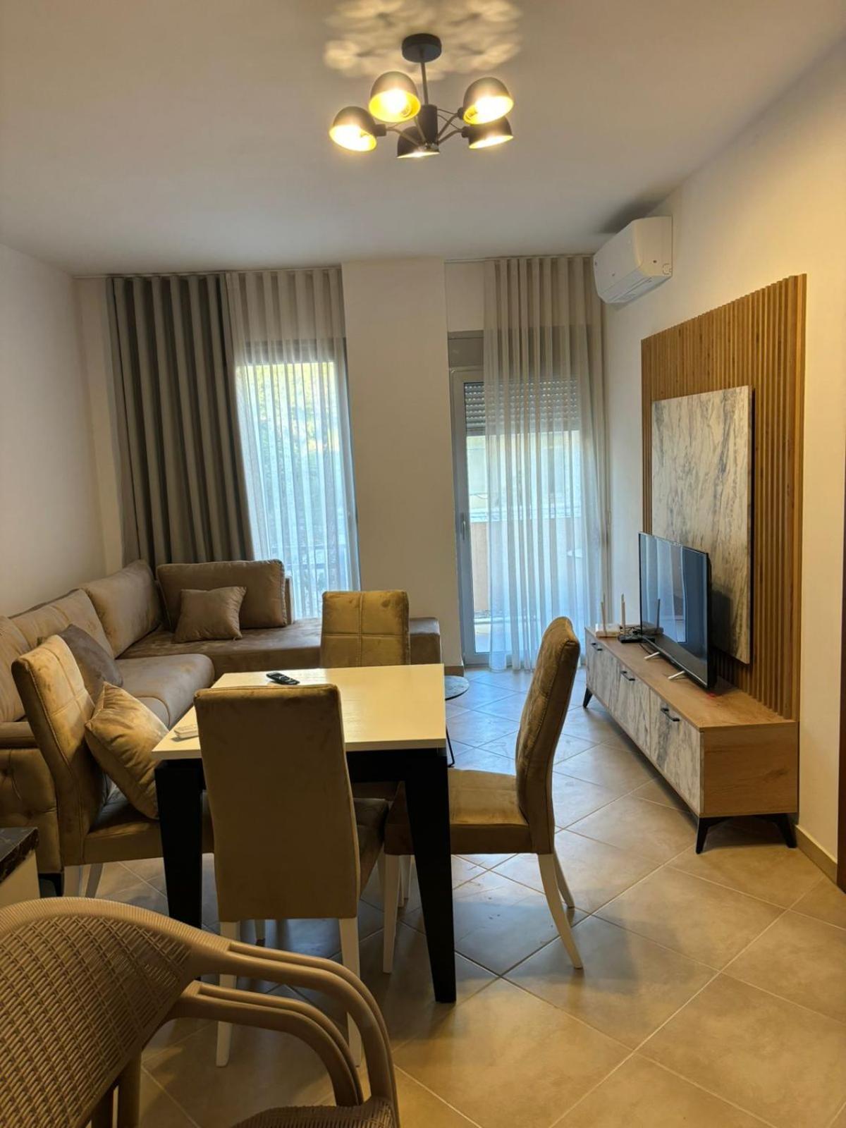 Apartment Deda's Summer Vlore